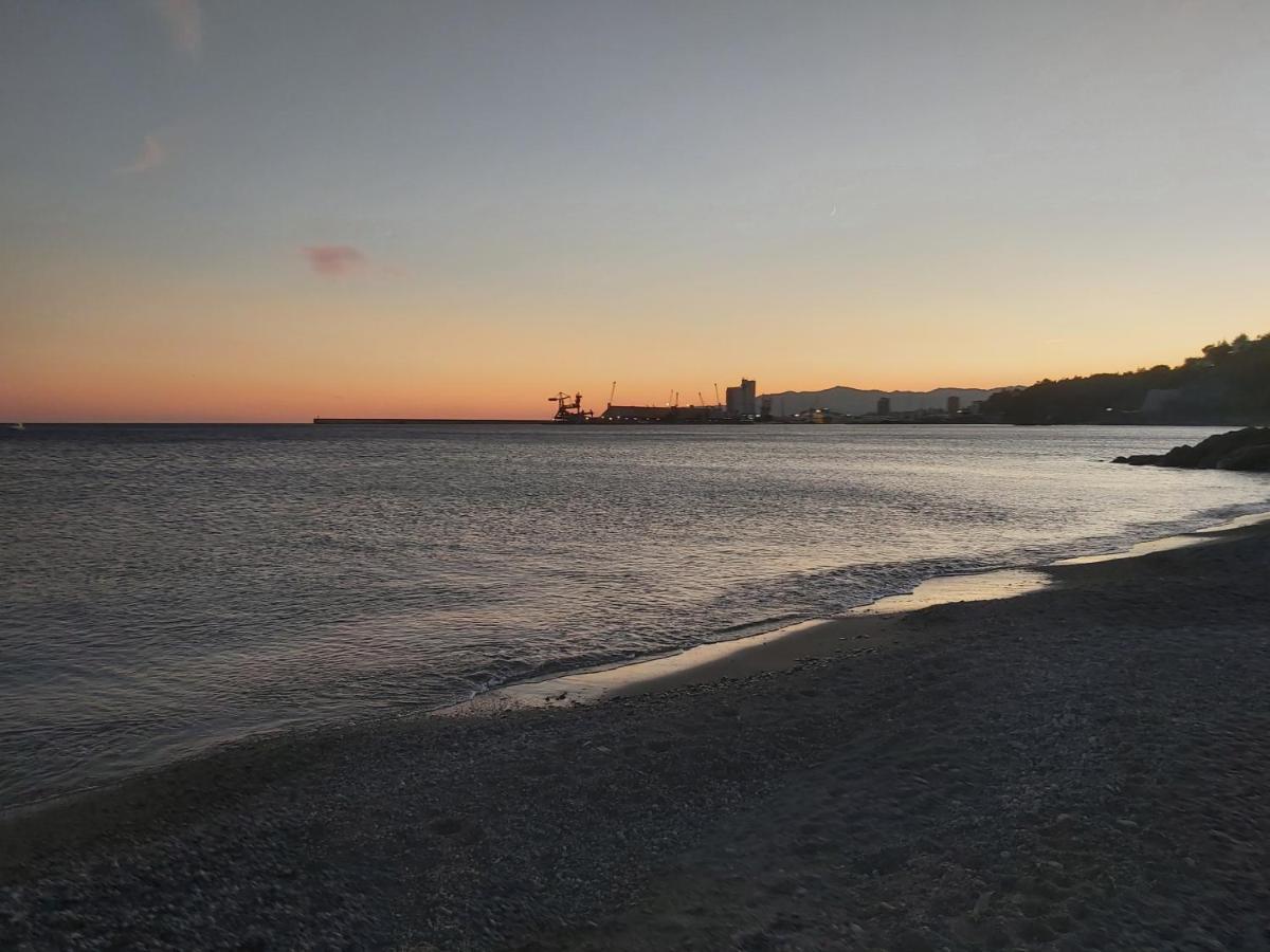 Costa E Mare Apartment Савона Екстериор снимка