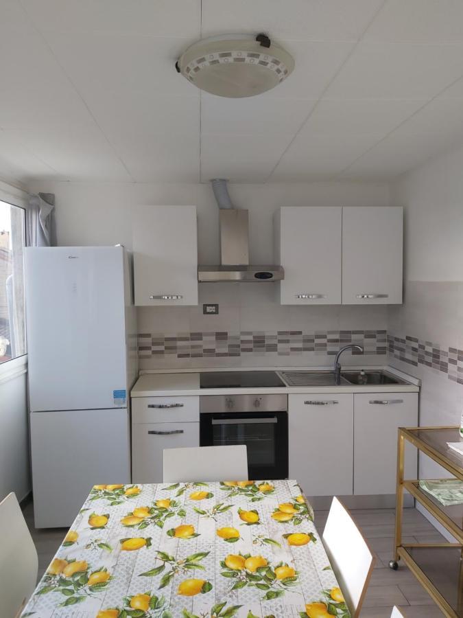 Costa E Mare Apartment Савона Екстериор снимка