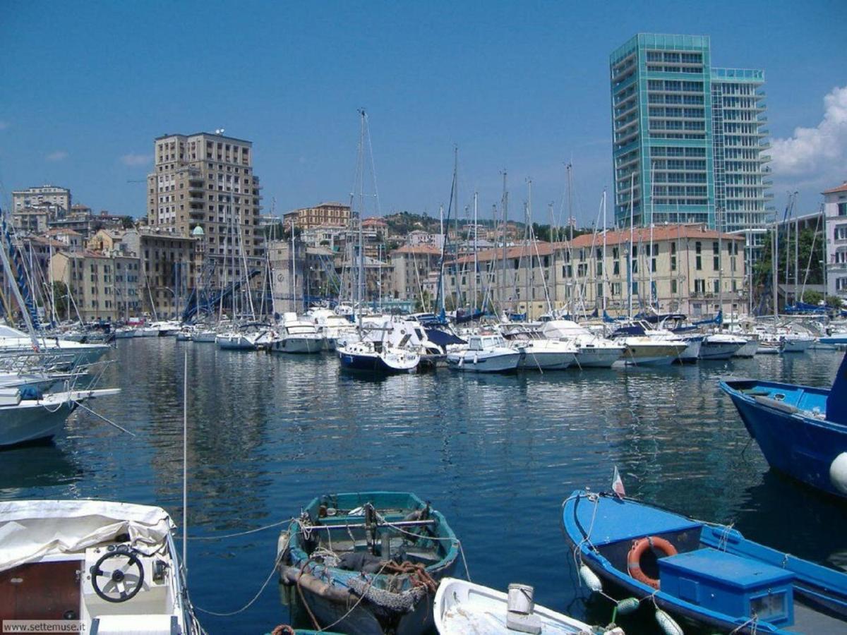 Costa E Mare Apartment Савона Екстериор снимка